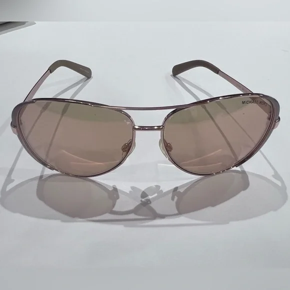 Michael Kors Women's Chelsea MK5004 Sunglasses in excellent condition - Picture 3 of 9